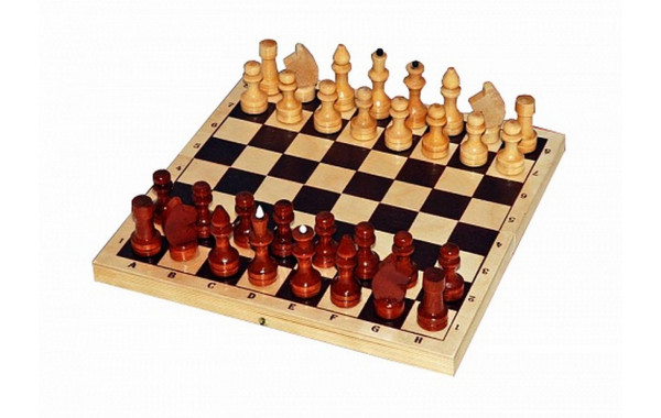 Шахматы Larsen лакированные с доской 600_380