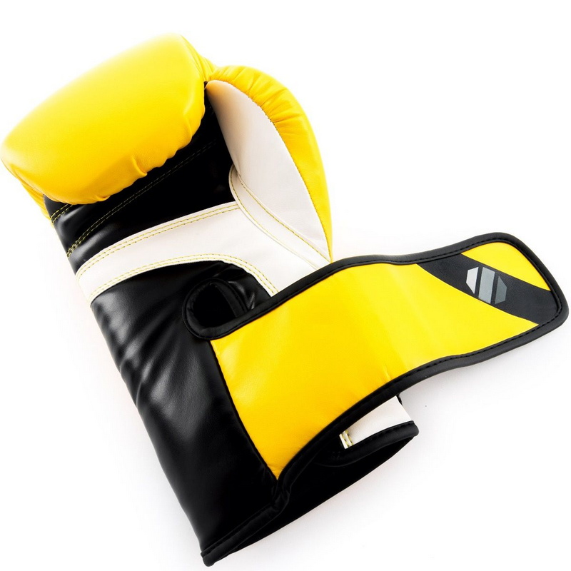 Боксерские перчатки UFC тренировочные для спаринга 18 унций UHK-75117 800_800