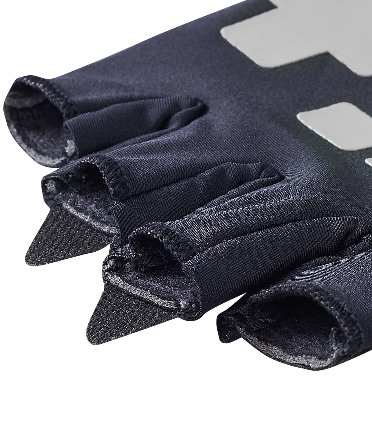 Перчатки для фитнеса Star Fit WG-102, черный/светоотражающий 1230_1475