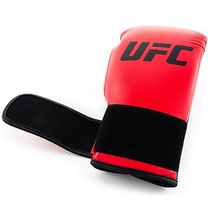 Боксерские перчатки UFC тренировочные для спаринга 8 унций UHK-75110 700_700