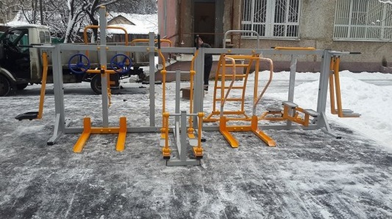 Уличный тренажерный комплекс для инвалидов-колясочников Hercules УТИ-001 800_446